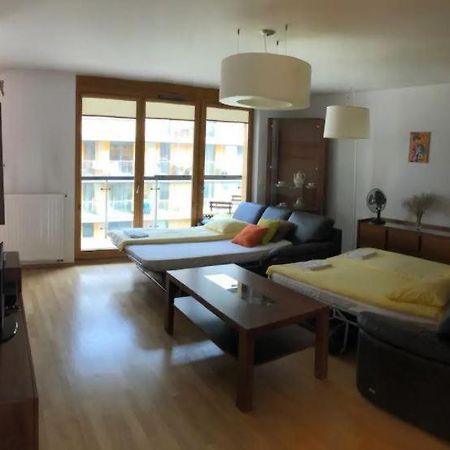 Apartment On The Boulvard Krakow Exterior photo